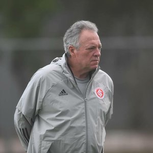 Brazilia: Tehnicianul Abel Braga, nevoit să-şi ceară scuze, după ce a făcut declaraţii homofobe