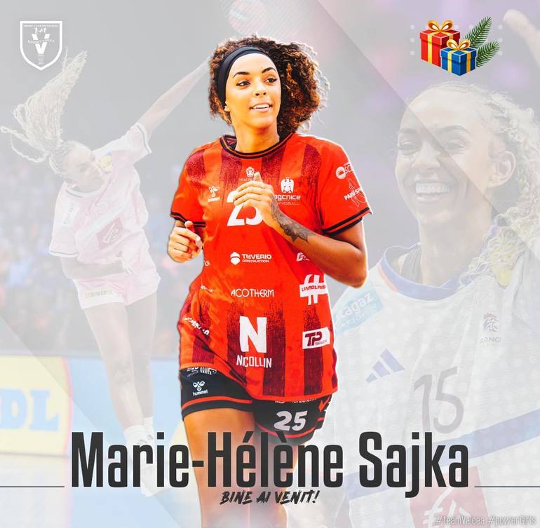 Marie-Helene Sajka în echipamentul SCM Râmnicu Vâlcea, pregătită pentru transfer handbal feminin din naționala Franței, pe terenul de joc. | sursa foto: News.ro