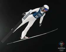 Jocurile Olimpice de iarnă: Daniela Toth şi Delia Folea nu au reuşit să se califice în manşa a doua la sărituri cu schiurile pe trambulina mare