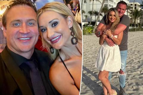 Fostul înotător Ryan Lochte, de şase ori medaliat olimpic cu aur, s-a logodit cu Molly Gillihan după un an de relaţie