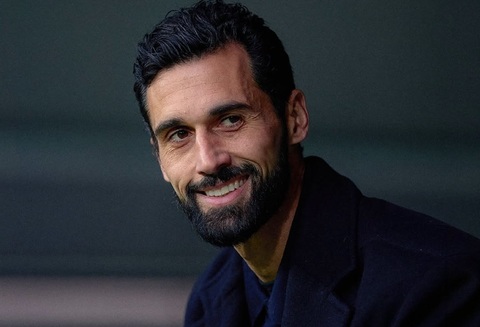 Fulham l-a numit pe spaniolul Arbeloa antrenor principal, cu un contract pe trei ani