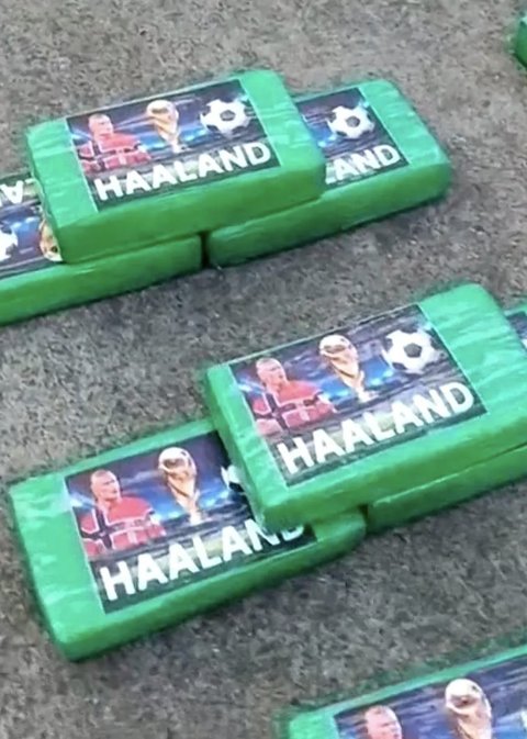 Ecuador: Transport de cocaină cu autocolante cu Erling Haaland - VIDEO