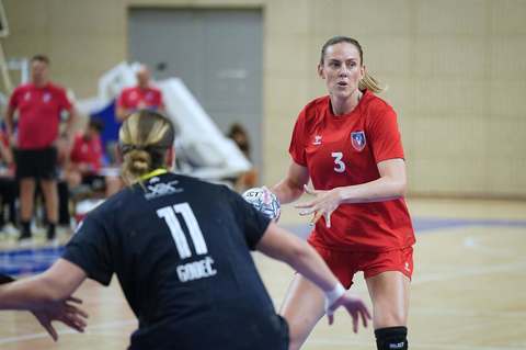 Handbal feminin: Victorii pentru Buducnost şi SCM Rm. Vâlcea, la Turneul Memorial ”Constantin Tită”