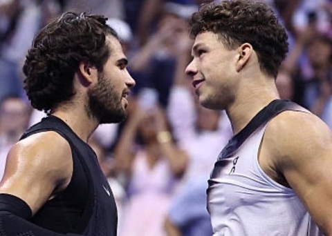 US Open: Campionul en titre Carlos Alcaraz, eliminat în sferturile de finală de Shelton / Meci record disputat târziu în noapte la New York
