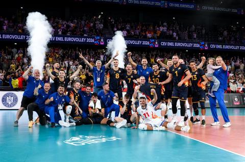 Volei masculin, Eurovolley: România, victorie senzaţională cu campioana olimpică Franţa; în optimi, tricolorii întâlnesc Ucraina