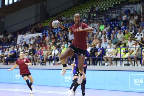 Handbal feminin: Rapid Bucureşti – SCM Rm. Vâlcea, scor 29-25, în derbyul etapei a V-a a Ligii Naţionale