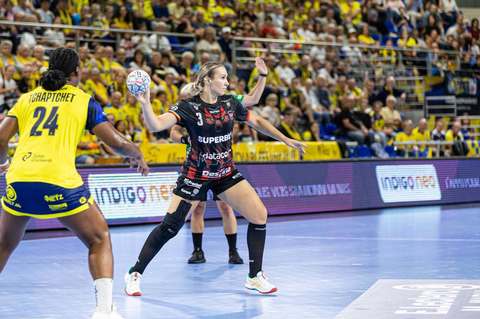 Handbal feminin: Nykobing - Gloria Bistriţa, scor 35-38, în grupa B a Ligii Campionilor