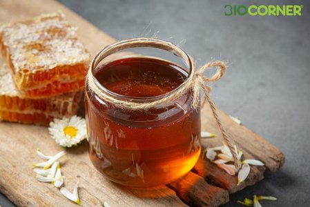 COMUNICAT DE PRESĂ: Îndulceşte-ţi viaţa cu miere organică de la BioCorner 