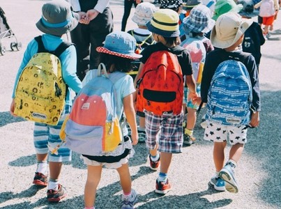 COMUNICAT DE PRESĂ: Cum transformi o excursie şcolară de o zi într-o experienţă distractivă şi memorabilă?