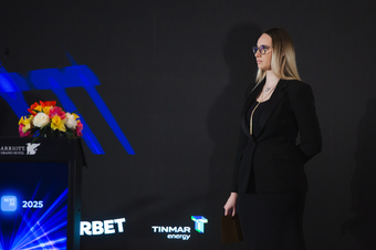 Gala News.ro -  9 OAMENI CARE NE INSPIRĂ - AUTENTICITATE. ASCENSIUNE. PERFORMANŢĂ
