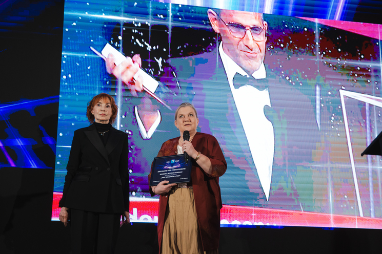 Gala News.ro -  9 OAMENI CARE NE INSPIRĂ - AUTENTICITATE. ASCENSIUNE. PERFORMANŢĂ