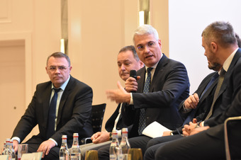 Eveniment News.ro - ROINVEST - Ediţia a VI-a