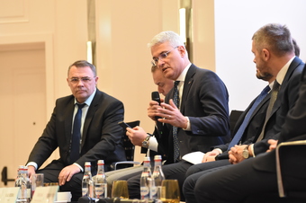 Eveniment News.ro - ROINVEST - Ediţia a VI-a