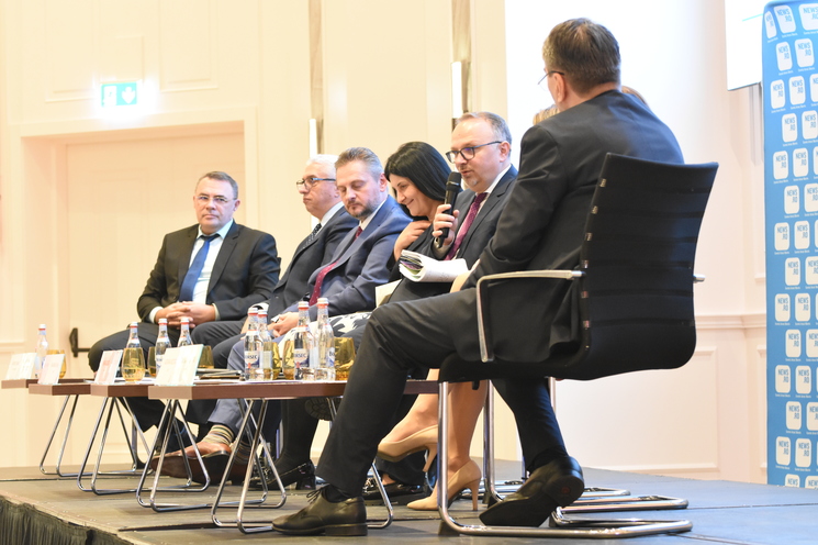 Eveniment News.ro - ROINVEST - Ediţia a VI-a