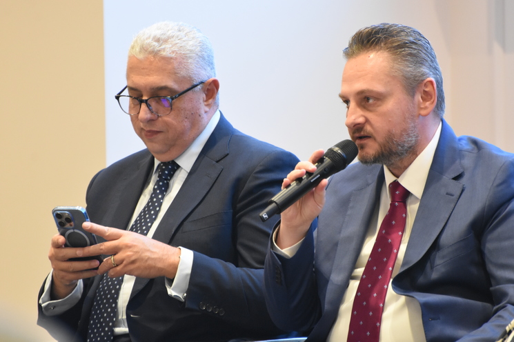 Eveniment News.ro - ROINVEST - Ediţia a VI-a