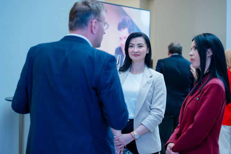 Gala News.ro -  10 OAMENI CARE NE INSPIRĂ - Profesionalism. Impact. Responsabilitate