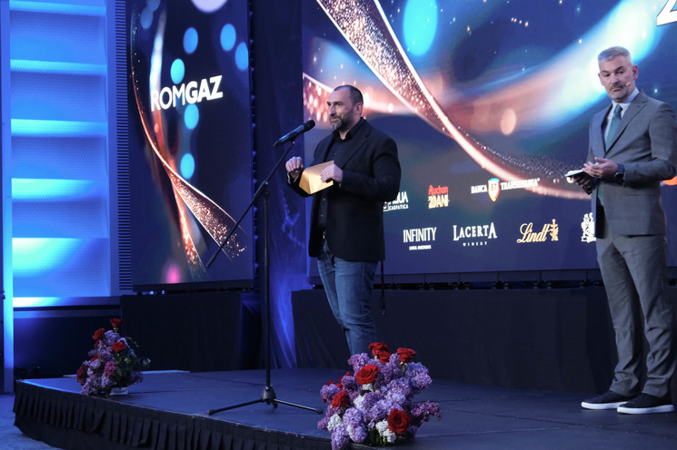 Gala News.ro -  10 OAMENI CARE NE INSPIRĂ - Profesionalism. Impact. Responsabilitate