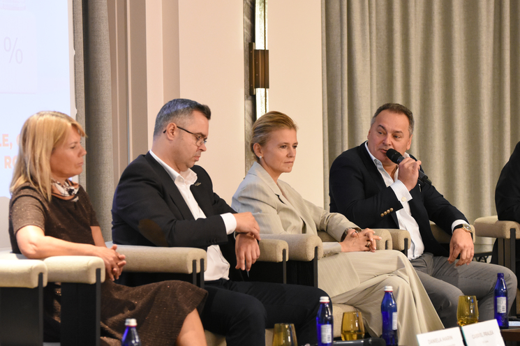 Eveniment Premium News.ro - IMM-urile, oxigen pentru România - Ediţia a V-a