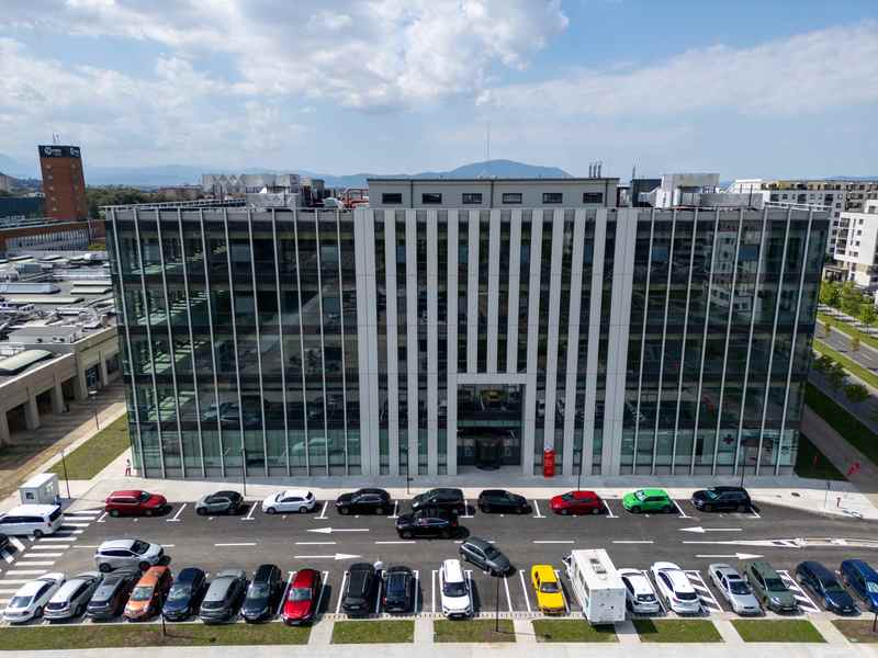 Reţeaua de sănătate REGINA MARIA îşi extinde prezenţa în Braşov şi deschide cea mai modernă clinică din oraş, Hub Medical Coresi