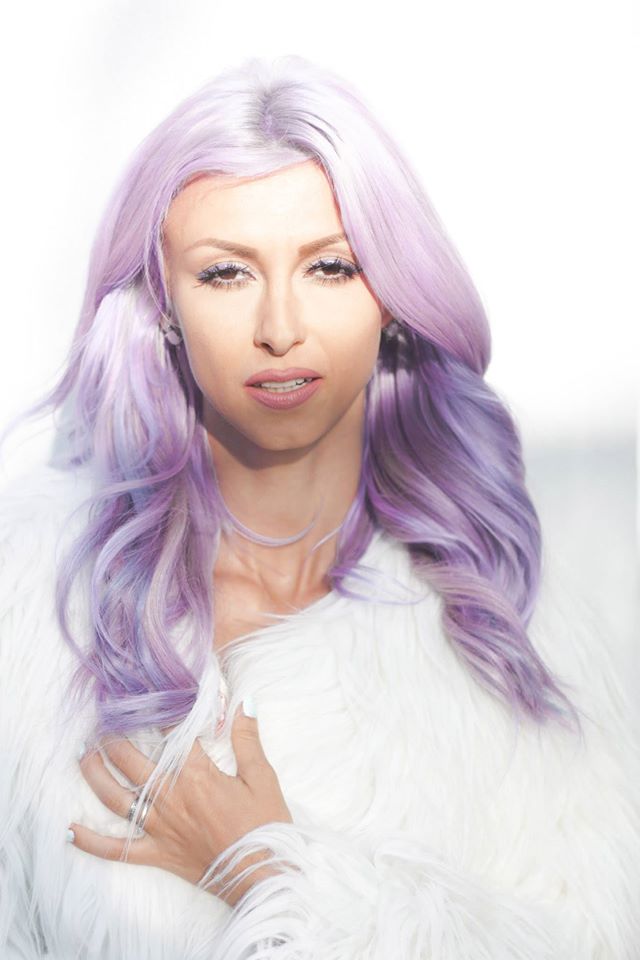Andreea Balan par mov