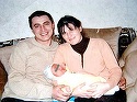 Prima nevasta a lui Cristian Cioaca a ajuns sa fie supravegheata de actualul ei sot! Cercetator in Franta, Lavinia Balan lucreaza la un proiect sub indrumarea lui Olivier, si el savant!