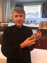 S-a dat verdictul! Cristian Pomohaci nu mai are voie sa poarte haina preoteasca