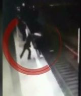 Noi imagini terifiante au iesit la iveala! Cum a fost filmata criminala de la Dristor cu putin timp inainte de atac