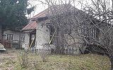 Barbatul care a dormit un an de zile cu sora lui moarta in pat s-a sinucis. De ce a recurs la acest gest