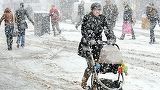 Avertizari de la meteorologi. Jumatate de tara se afla sub cod galben de vreme rea