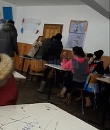 Scene violente intr-o sala de clasa de la un liceu din Dolhasca! Au tipat si s-au palmuit! "Doamna rupe catalogul"