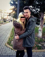 De la ea a pornit crima infioratoare din Botosani! Criminalul Petronelei are o iubita pe care o adora! Victima a fost ucisa cu 30 de lovituri de cutit dupa ce a facut-o grasa