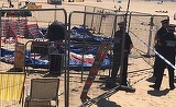 Fetita de 4 ani a murit dupa ce a fost catapultata dintr-un castel gonflabil de la mare