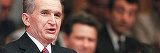 Un covor cu portretul lui Nicolae Ceausescu se vinde cu 45.000 euro! E lung de aproape 3 metri, iar la confectionarea lui s-au lucrat doi ani! | EXCLUSIV