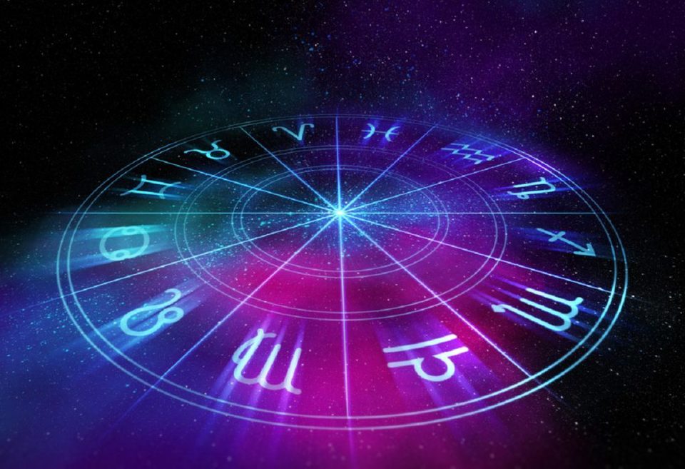 Horoscop zilnic MIERCURI 15 AUGUST 2018. Fii cu cei dragi astazi!