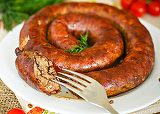 Secretul celor mai deliciosi carnati de casa. 3 retete de carnati de casa pentru Sarbatori