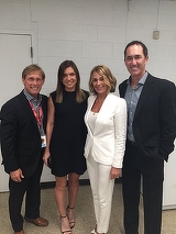 Nadia Comaneci a castigat bani frumosi pozand in lenjerie intima pentru americani! Partenerul de reclama a fostei mari gimnaste a fost chiar Bart Conner!