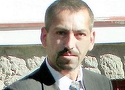 Fratele Elodiei Ghinescu este din nou singur! Profesor de religie, Robert s-a despartit de Georgiana