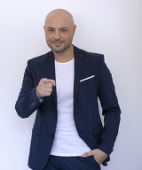 Mihai Mitoseru se alatura echipei Kanal D! "Cu siguranta, vom face impreuna lucruri frumoase, asta se va vedea si pe 'sticla'. Imi place Kanal D!”