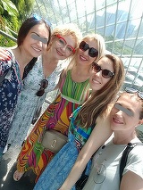 Mihaela Tatu a plecat cu 11 fete in Bali! FOTO