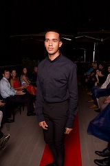 Alexandru Constantin face bani în America! Hainele create de el au ajuns in America pe podium alaturi de Dior