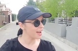 Imagini hilare cu Andreea Marin si catelusa ei, Lady! "Uite-asa ma face de rusine"