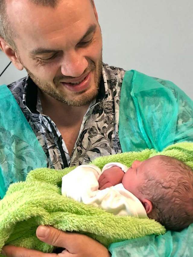 Totul despre botezul fetitei lui Ionut Pitbull Atodiresei! Anda Ghita este topita dupa nepotica ei!