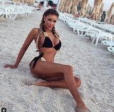 Barbatul cu care s-a afisat Bianca, batut crunt de un roman! VIDEO!