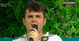 Brandusa Covalciuc, moment emotionant alaturi de trei tineri nevazatori cantareti de muzica populara!