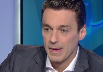 Cum a reactionat Mircea Badea cand a vazut cum s-a pozat Delia