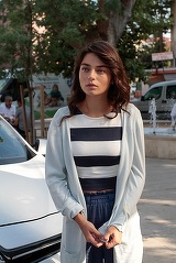 Actrita din „Meryem”, o mare timida! Ce pretentii speciale are de la echipa de productie a serialului cand vine vorba de hrana cea de toate zilele, pe platourile de filmare
