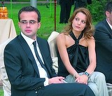 Sotia lui Mihai Gadea s-a lasat pe mainile unui barbat priceput! Frumoasa Agatha face masaj pentru recuperare fizica