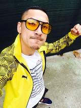 Babi Minune si-a gatit doi berbeci la protap! Manelistul s-a fotografiat langa gratar!