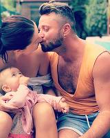Petrecere in familia Gabrielei Cristea! Ii rupe turta micutei Victoria