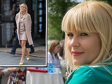 Cum a reuşit Elena Udrea să şocheze presa din America? Uite ce au titrat publicaţii importante despre extravaganţele politicianei, dar şi despre relaţia dintre ea şi Băsescu.